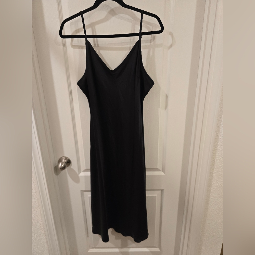 Quince Classic Black Midi Dress